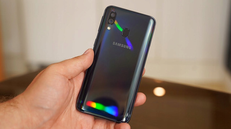 Samsung Galaxy A40 4/64GB LTE | A405FN/DS | Black | Condition: Very Good