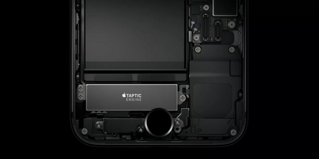 Smartfon Apple iPhone 7 Plus 128GB Czarny AKCESORIA | Stan: Dobry