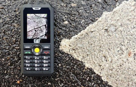 Caterpillar Cat B30 Dual Sim Czarny | Stan: Bardzo dobry