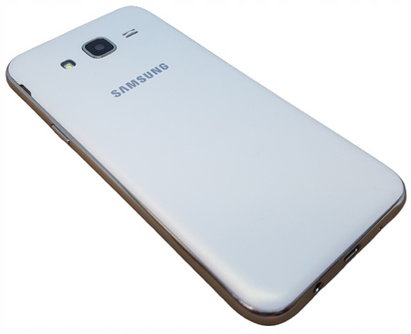 Samsung Galaxy J5 2/8GB 4G LTE | SM-J500FN | White | Condition: Perfect